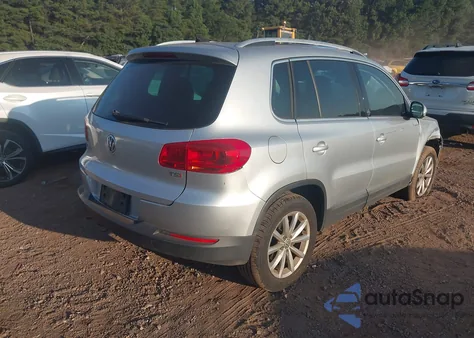 2017 Volkswagen Tiguan 2.0T Wolfsburg Edition из США, поврежденный, VIN WVGRV7AX8HW502689